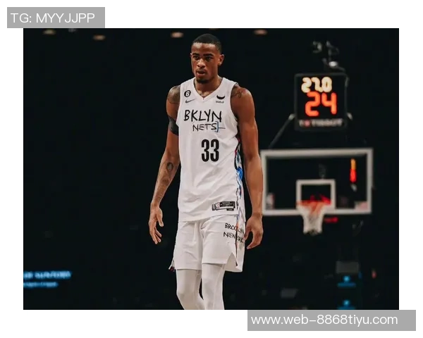 克拉克斯顿在篮网迎来第七个赛季成为球队现存队龄最长球员 克拉克斯顿在篮网迎来第七个赛季成为球队现存队龄最长球员