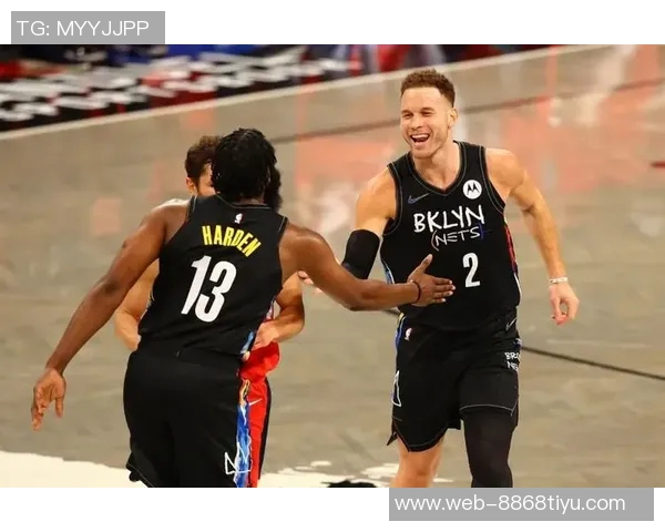 纳斯谈博纳可能填补4号位空缺与恩比德搭档或更多出任5号位