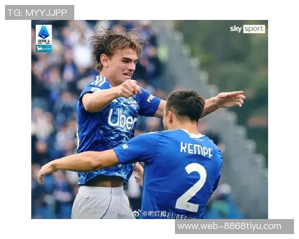 瓦拉内社媒晒与温格亨利合照观战科莫尤文重温足球传奇时刻