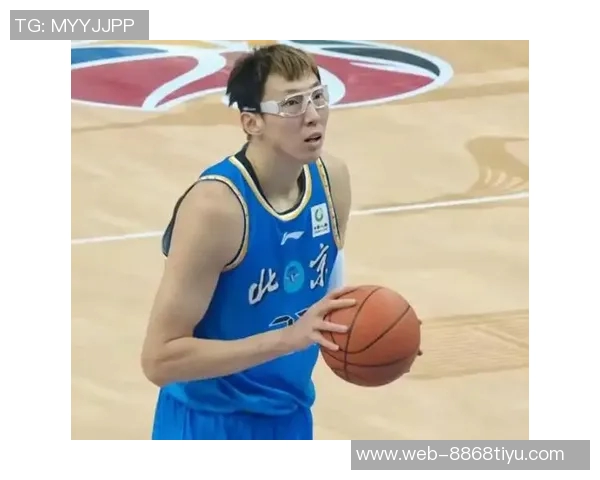 周琦面对包夹表现出色关键时刻失误遗憾落败贡献19分9板2帽