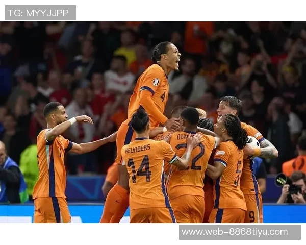 创造十次重大机会的球员仅加克波和佩里西奇在本届世欧预中脱颖而出