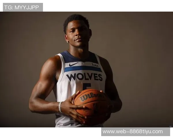 爱德华兹坦言球队战术常被忽视头铁行为让比赛变得复杂